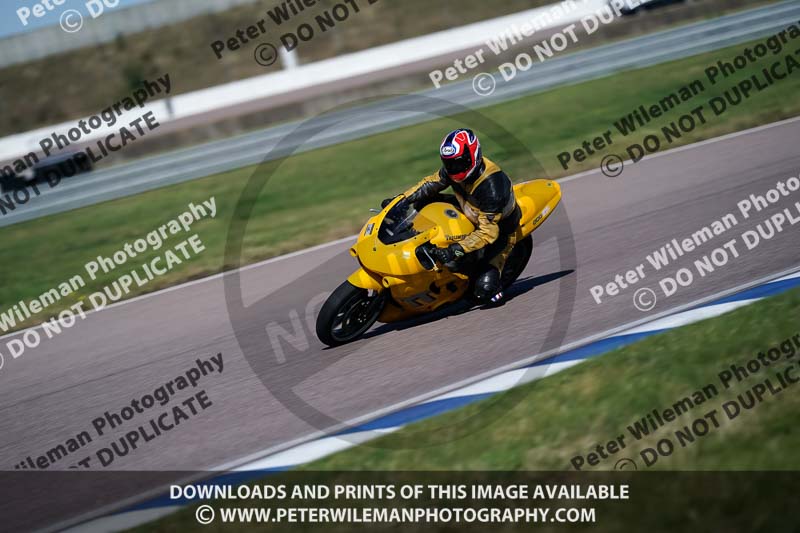 Rockingham no limits trackday;enduro digital images;event digital images;eventdigitalimages;no limits trackdays;peter wileman photography;racing digital images;rockingham raceway northamptonshire;rockingham trackday photographs;trackday digital images;trackday photos